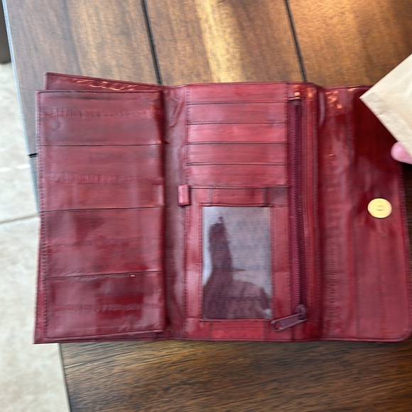 Vintage Eel Skin Wallet Burgundy/Red, excellent condition. - Picture 5 of 8